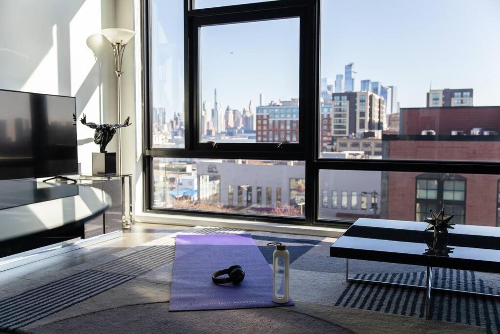 Dharma Home Suites Hoboken Exteriör bild