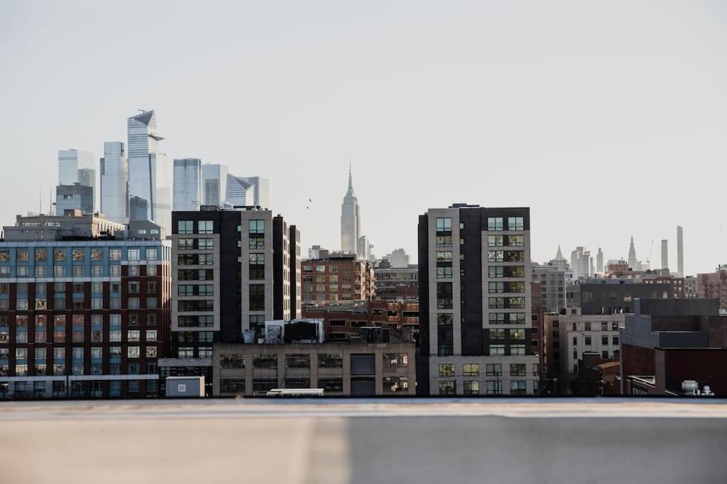 Dharma Home Suites Hoboken Exteriör bild