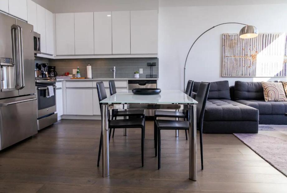 Dharma Home Suites Hoboken Exteriör bild