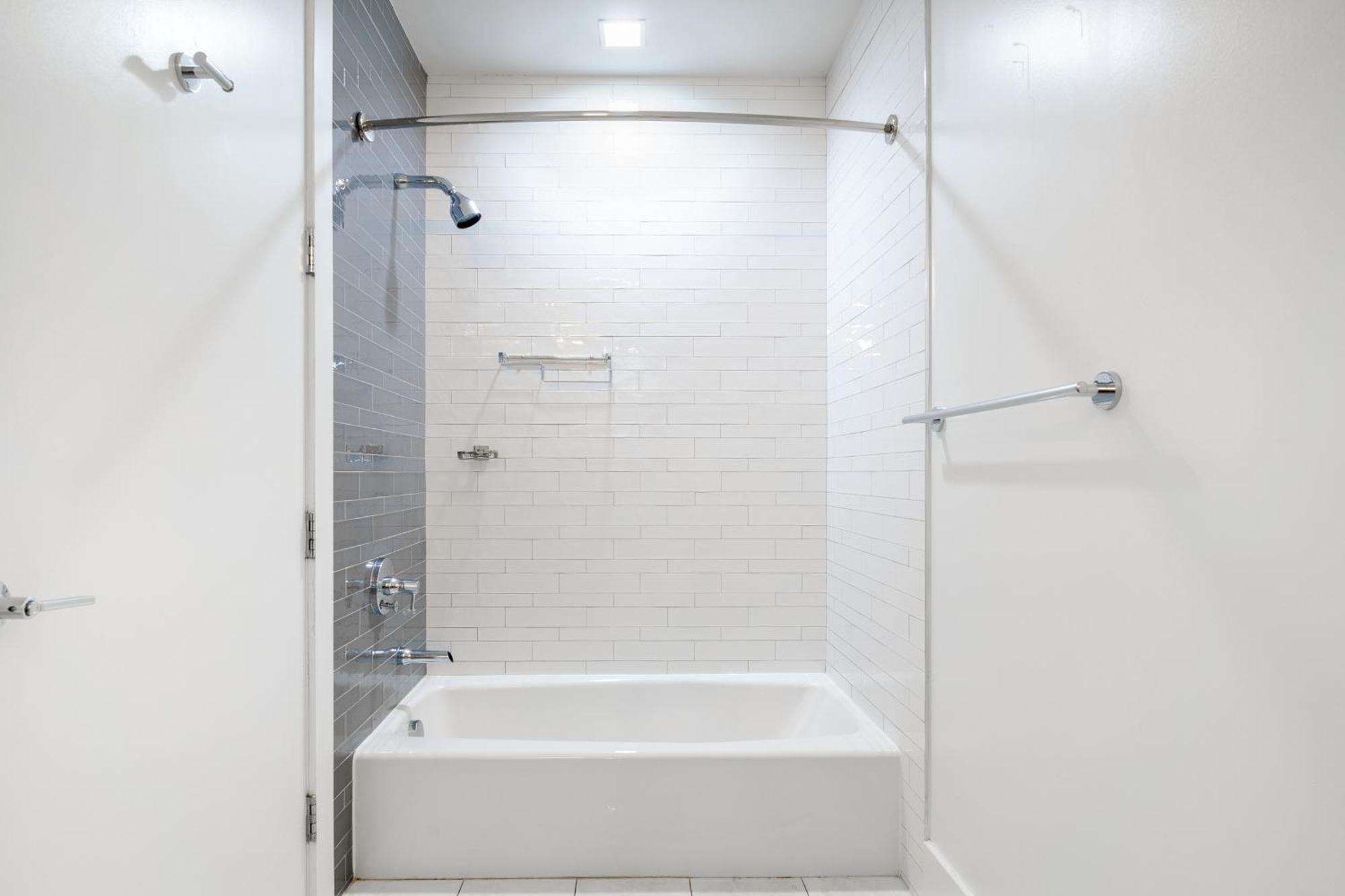Dharma Home Suites Hoboken Exteriör bild