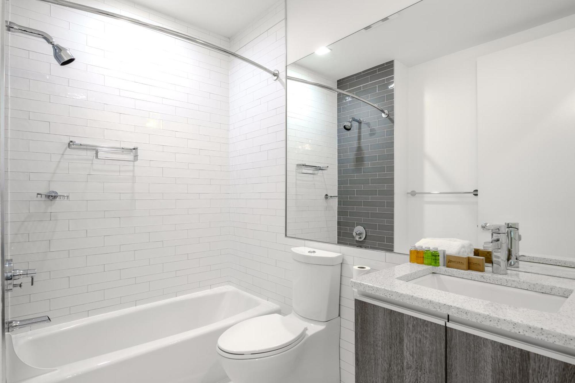 Dharma Home Suites Hoboken Exteriör bild