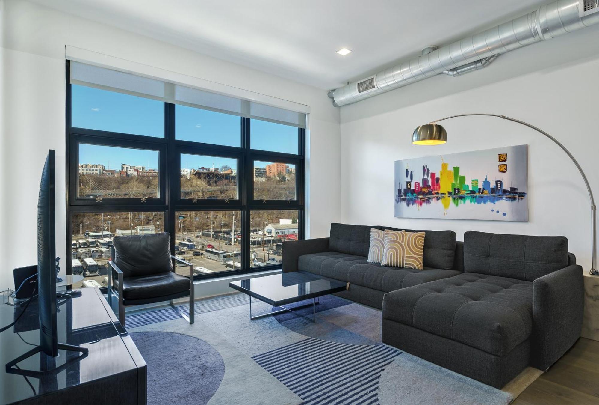 Dharma Home Suites Hoboken Exteriör bild