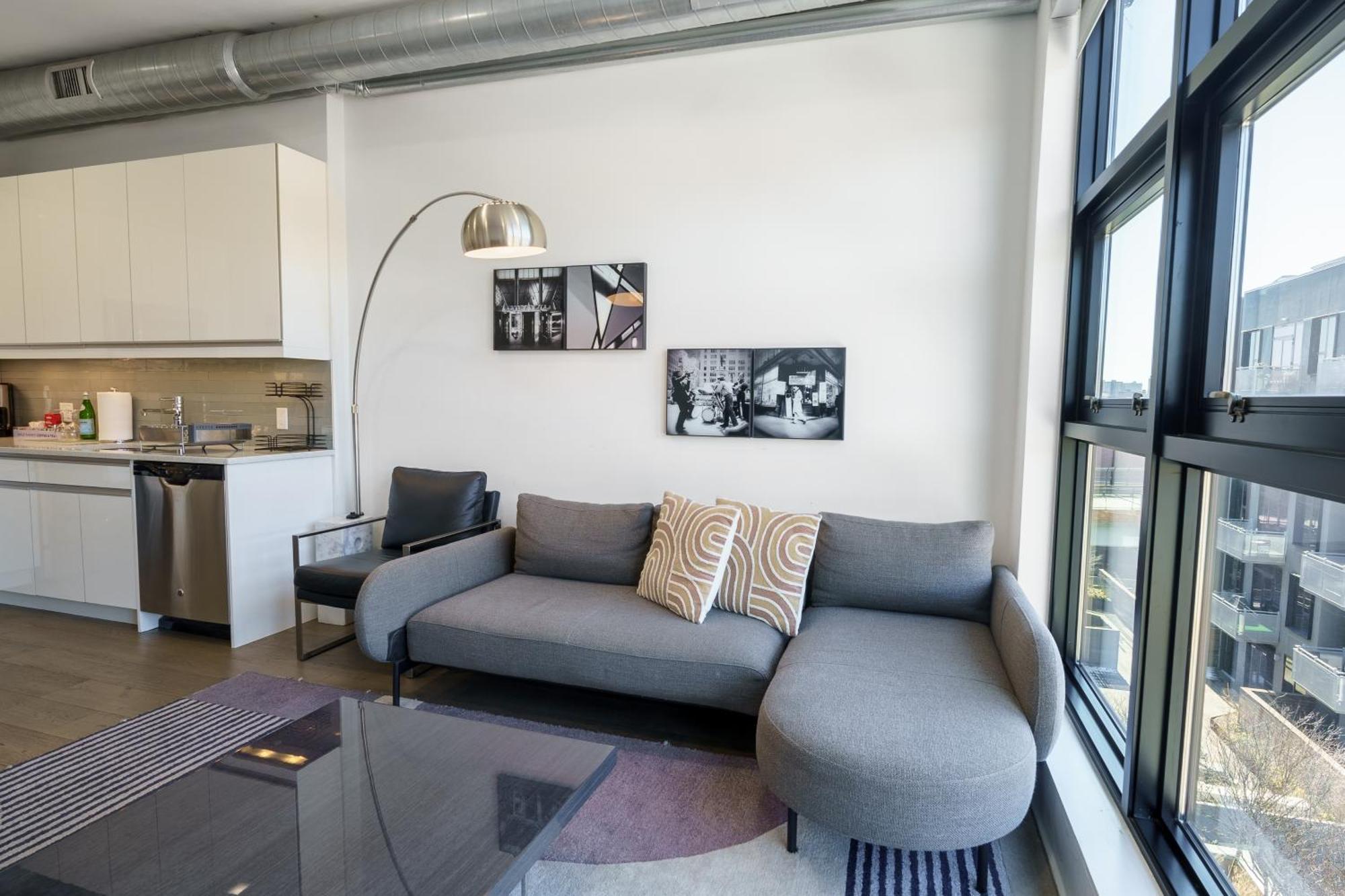Dharma Home Suites Hoboken Exteriör bild